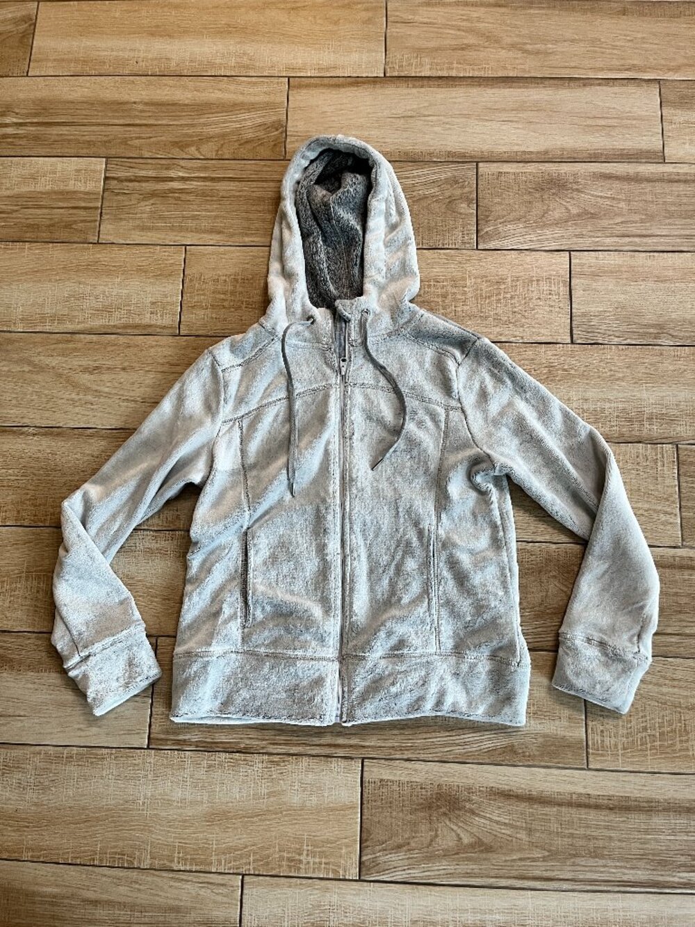 Womens Adrienne Vittadini Grey Fleece Jacket - M